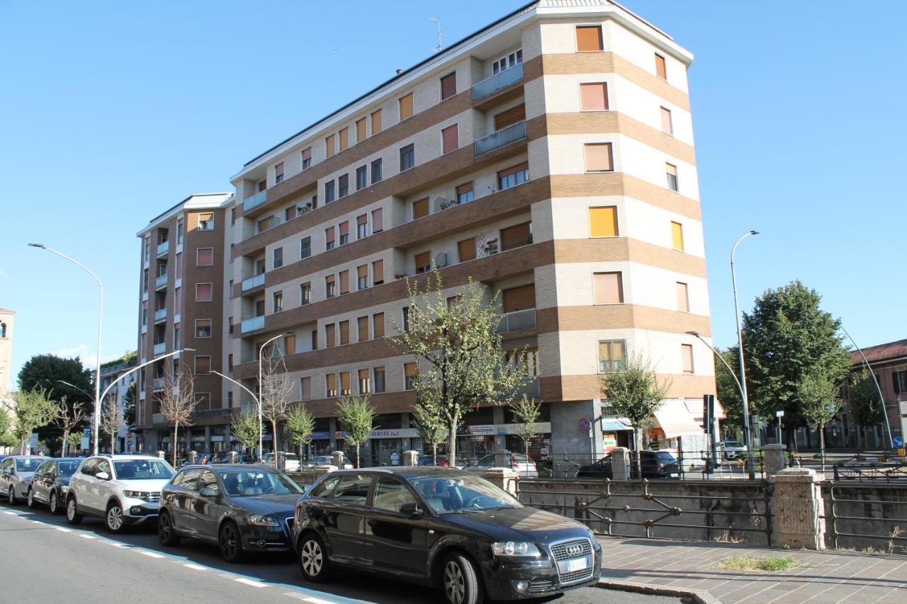 L'Appartamento Della Stazione Di Saronno Exteriér fotografie